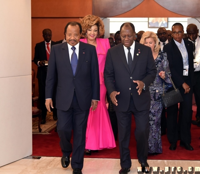 5ème Sommet UA-UE - Accueil du Couple Présidentiel Camerounais à Abidjan par le Président Ouattara et son Epouse