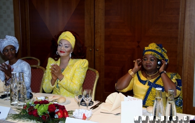 sommet_ue.afr_les_first_ladies_africaines_honorees (10) (640x404)