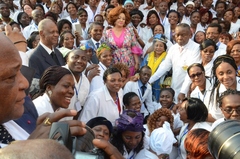 Cérémonie de l'arbre de Noël à la Fondation Chantal BIYA (17)