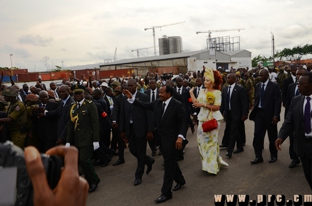 pose_1ere_pierre_deuxieme_pont_sur_le_wouri (1)