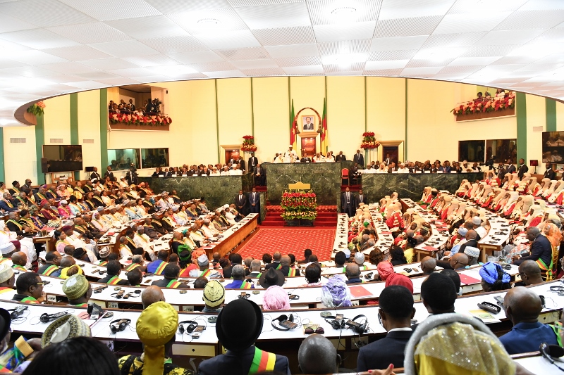 Prestation de serment de S.E. Paul BIYA (23)