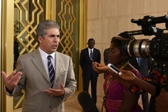 Madam Chantal BIYA grants audience to Yasin ERDEM, president of the Canada-Cameroon-West Africa Chamber of Commerce (1)
