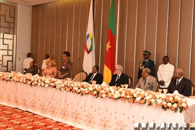 La SG de l'OIF reçue en audience puis à déjeuner au Palais de l'Unité (35)