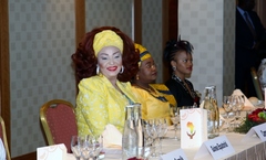 sommet_ue.afr_les_first_ladies_africaines_honorees (8) (640x386)