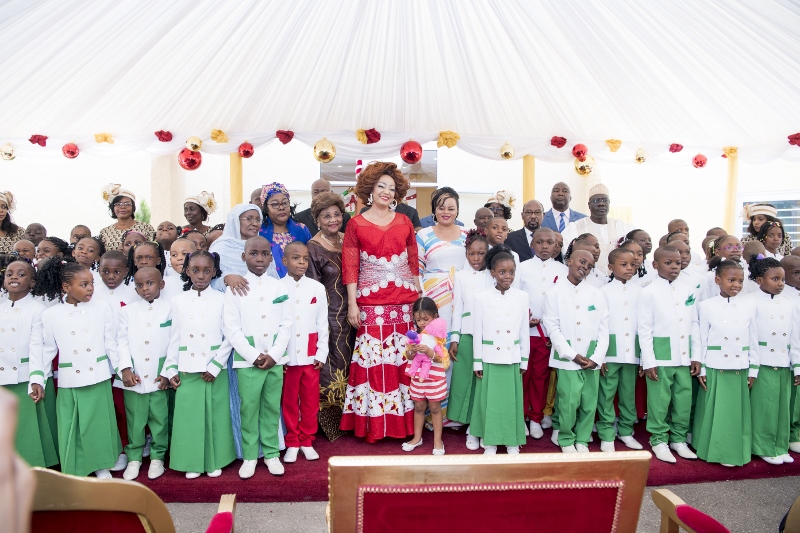 Cérémonie de l’arbre de Noël 2018 au complexe scolaire  Les Coccinelles du Palais de l'Unité (19)