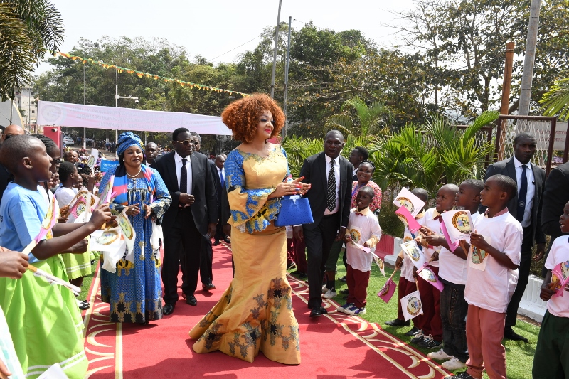 Christmas Tree Lighting at Chantal BIYA Foundation (8)