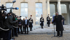 interview_pr_elysee_2013_feat