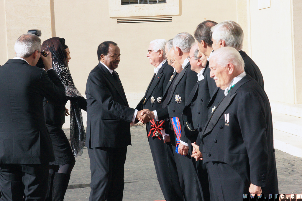 audience_paul.biya_vatican_18.10.2013 (14)