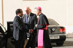 audience_paul.biya_vatican_18.10.2013 (18)