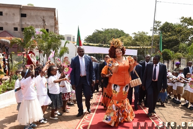 Arbre de Noël 2015 à la Fondation Chantal BIYA (11)