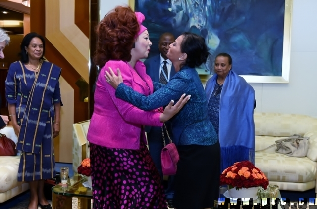 visite_officielle_irina_bokova_au_cameroun (9)