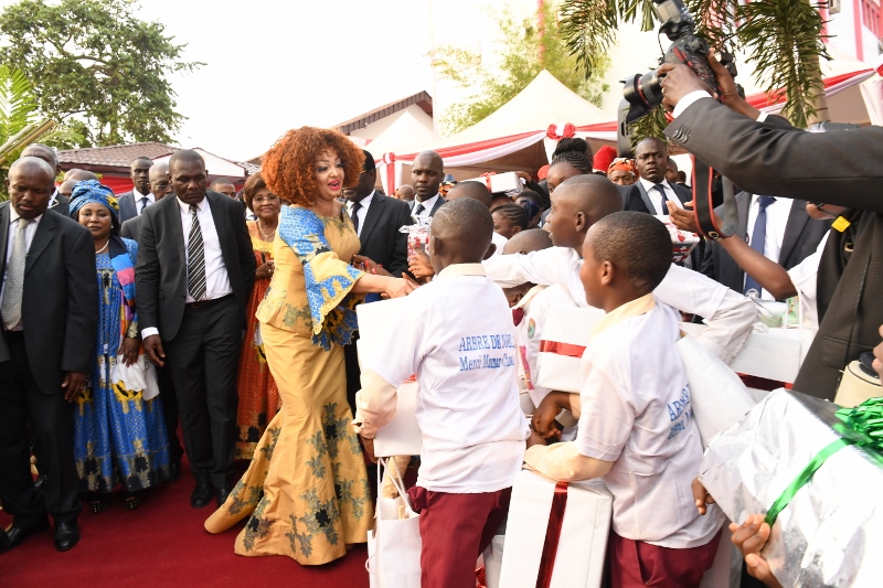 Christmas Tree Lighting at Chantal BIYA Foundation (27)