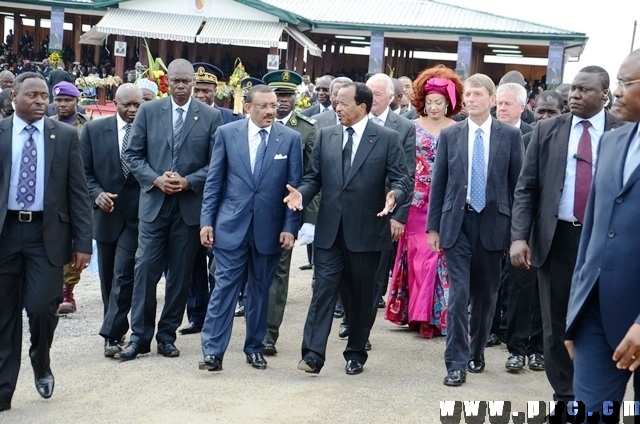 Inauguration_usine_de_production_gaz_naturel_Ndogpassi (20)