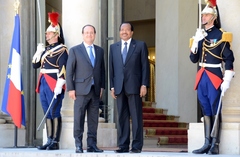 accueil_de_se_paulbiya_a_l_elysee_17.05.2014 (1)