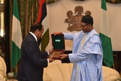 Visite d'Etat de S.E. Paul BIYA au Nigeria - 3 et 4 mai 2016 (20)