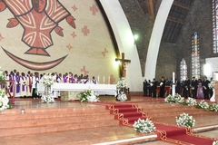 messe_maman_rosette_cathedrale_ndv_yde (21)
