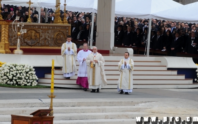 messe_de_canonisation_27.04.20104 (10)