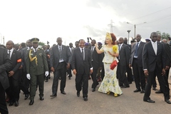 pose_1ere_pierre_deuxieme_pont_sur_le_wouri (19)