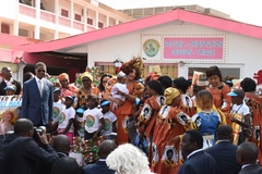 Arbre de Noël 2015 à la Fondation Chantal BIYA (21)