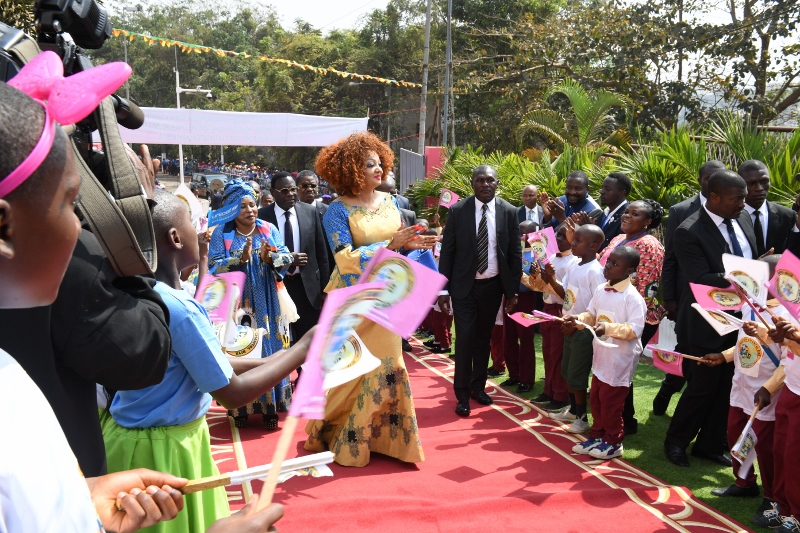 Christmas Tree Lighting at Chantal BIYA Foundation (7)