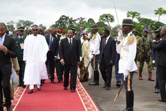 Accueil du Président Buhari à l'Aéroport de Yaoundé-Nsimalen (2)