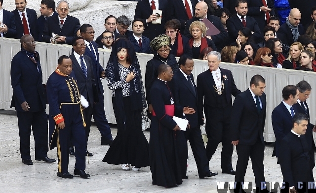 messe_de_canonisation_27.04.20104