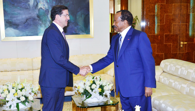 Audience de S.E. Paul Biya à l'Ambassadeur de France S.E. Gilles Thibault - 02.08.2018