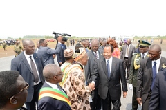 arrivee__du_couple_presidentiel_a_buea (3)