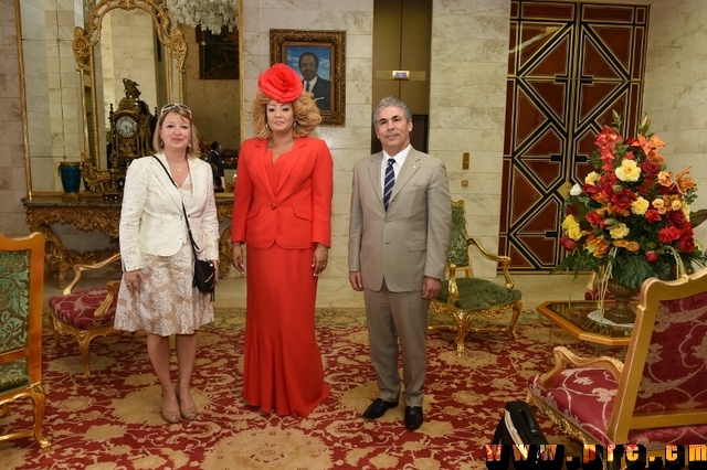 Audience accordée par Mme Chantal BIYA à M. YASIN ERDEM, président de la Chambre de commerce Canada-Cameroun-Afrique de l’Ouest (2)