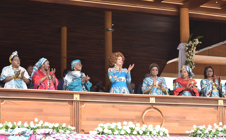 8 mars 2019. Chantal BIYA communie avec les femmes 