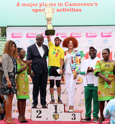 First Lady Rewards Cyclists at 19th Chantal BIYA Grand Prix