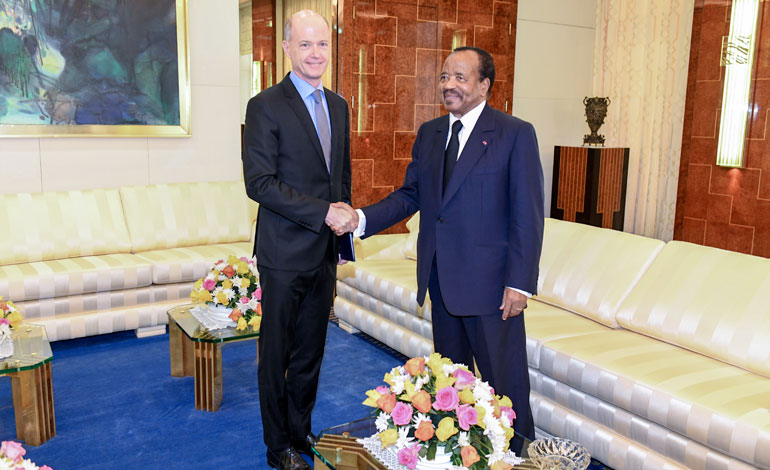 L’Ambassadeur de France au Palais de l’Unité