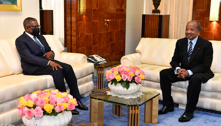 President Paul BIYA and Aliko Dangote discuss investments