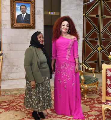 First Lady of Comoros received by Mrs Chantal BIYA