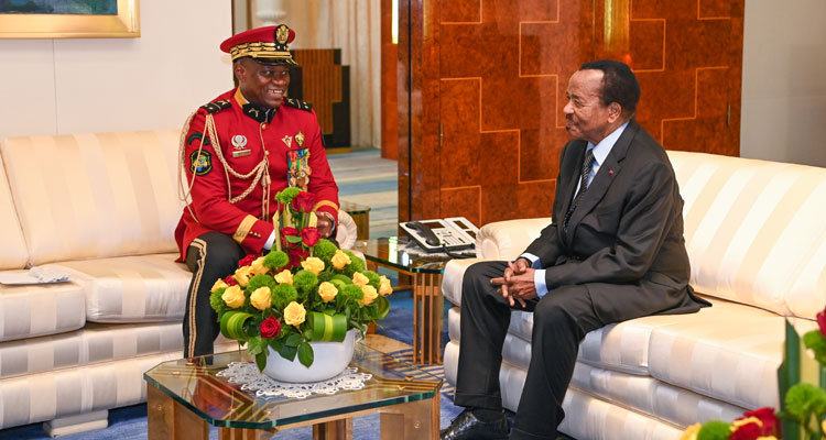 Paul BIYA - OLIGUI NGUEMA. Entretiens cordiaux au Palais de l’Unité