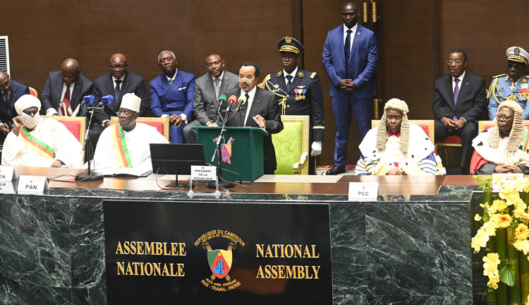 Discours de S.E.M. Paul BIYA, à l’occasion de la prestation de serment Discours de S.E.M. Paul BIYA, à l’occasion de la prestation de serment