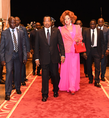 State banquet at the Unity Palace: Total Communion