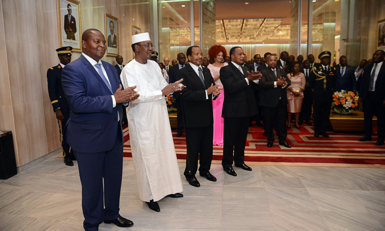 Dîner au Palais de l’Unité en prélude au Sommet Extraordinaire des Chefs d’Etat de la CEMAC 