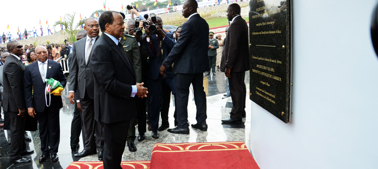 Unveiling of the monument of Fiftieth Anniversaries of Independence and Reunification