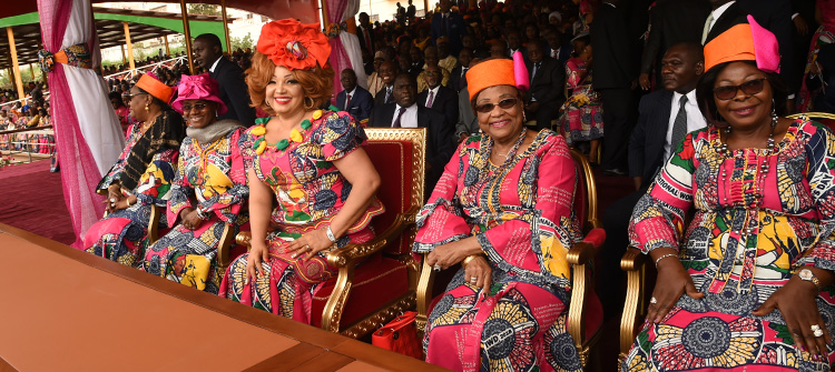 8 mars 2018 : forte mobilisation des femmes autour de Madame Chantal BIYA