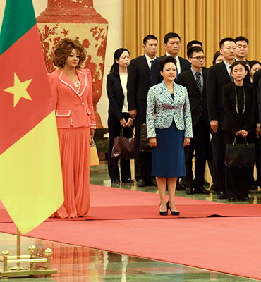 Cameroon and Chinese First Ladies Meet in Beijing