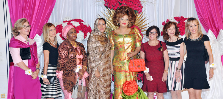 2018 New Year Wishes: First Lady Fetes with Over 1,000 Women