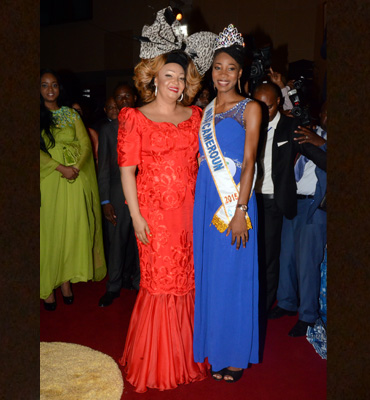 Miss Cameroun 2015 : Madame Chantal BIYA  aux cotés des reines de la beauté