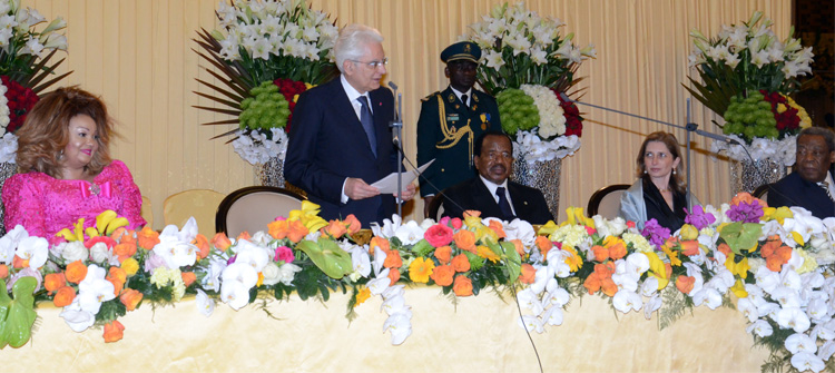 Toast de S.E. Sergio Mattarella, Président de la République Italienne, au cours du dîner d’Etat offert en son honneur au Palais de l’Unité par le Couple présidentiel - Le 17 mars 2016