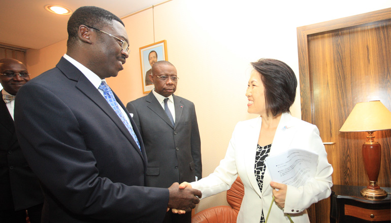 La vice-ministre des Affaires Etrangères japonaise reçue au Palais de l’Unité