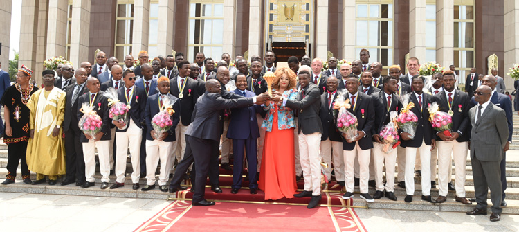 AFCON 2017: President Paul BIYA Decorates the Indomitable Lions