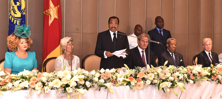   Toast de S.E.M. Paul BIYA, Président de la République du Cameroun, à l’occasion du Dîner offert en l’honneur de Madame Christine LAGARDE, Directrice Générale du FMI.
